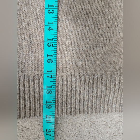 ASTR- The Label Dashwood Collar Puffed Sleeve Wool Sweater In Taupe. Size Medium - Picture 12 of 12